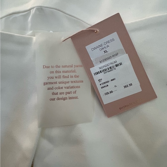 Alexis Dwaine-Dress In Dahlia White Floral Halter Dress XL NWT - Picture 10 of 10